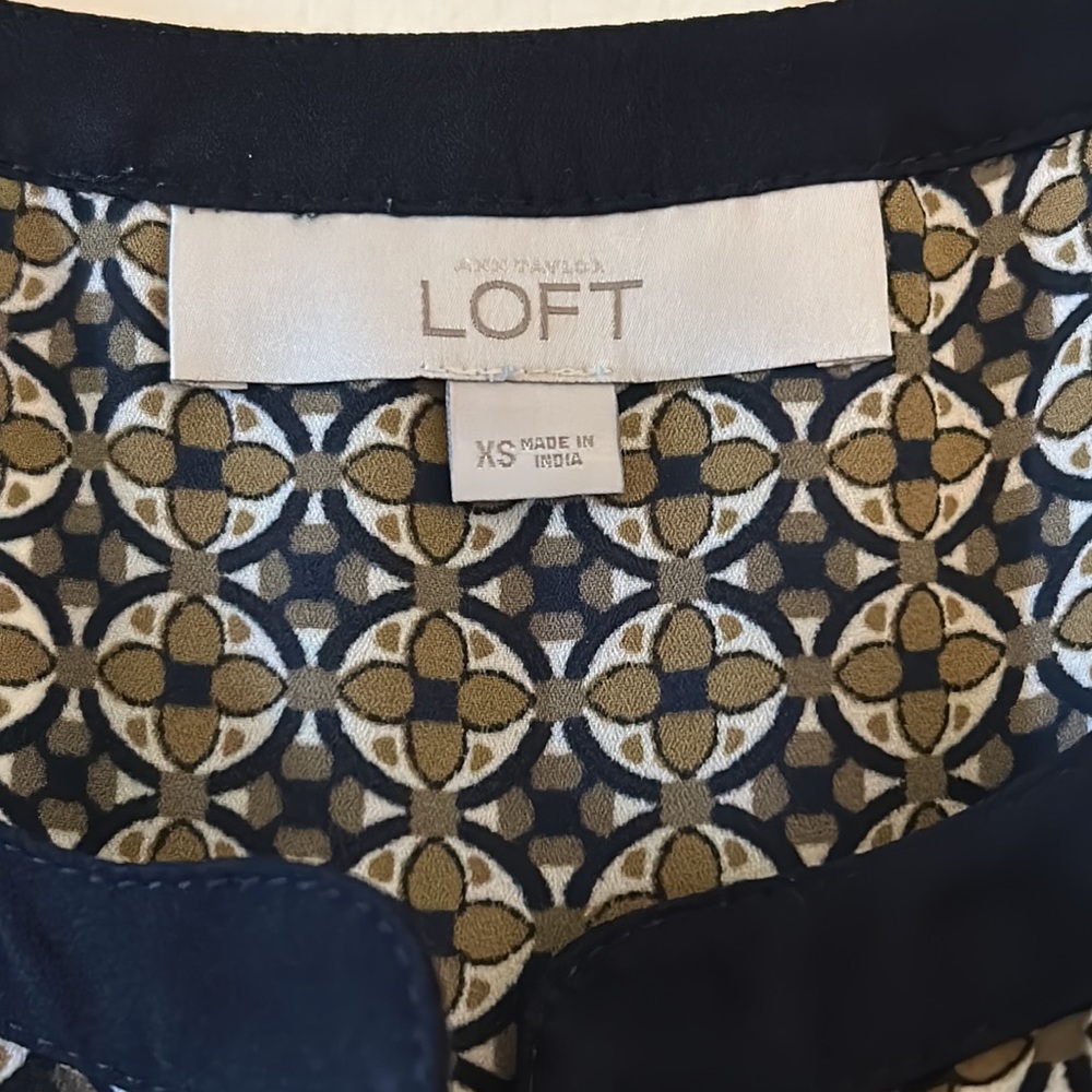 Loft Printed Top XS Dark Navy Blue - Picture 2 of 10